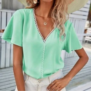 NWOT Mint green dress it up or down, adorable!